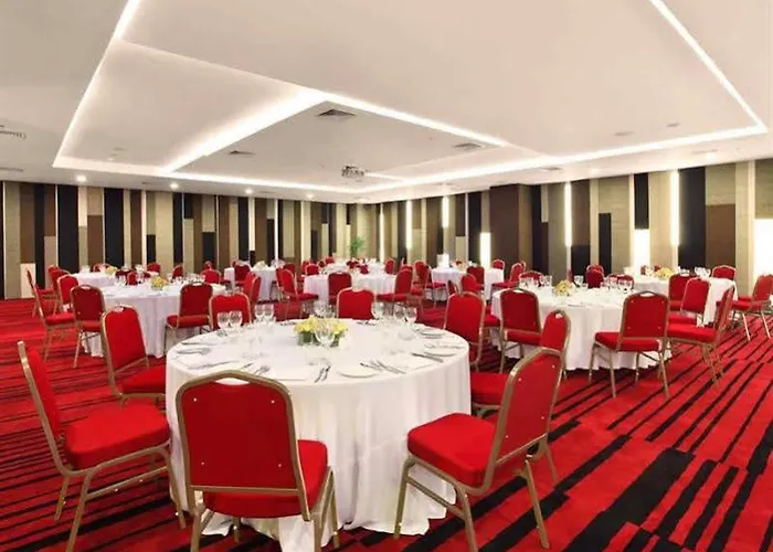 Hotel Fairfield By Marriott Bali Ngurah Rai 4*